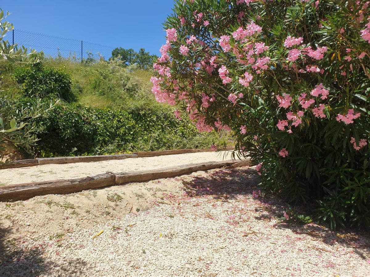 Gites L'Hermitage La Tour-dʼAigues Εξωτερικό φωτογραφία